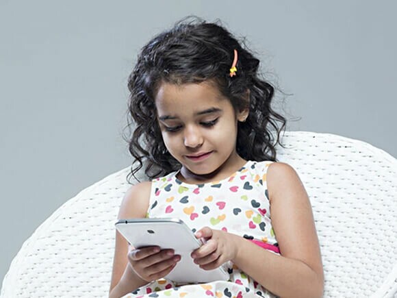  Smart Ways to Reduce Your Child's Screen Time